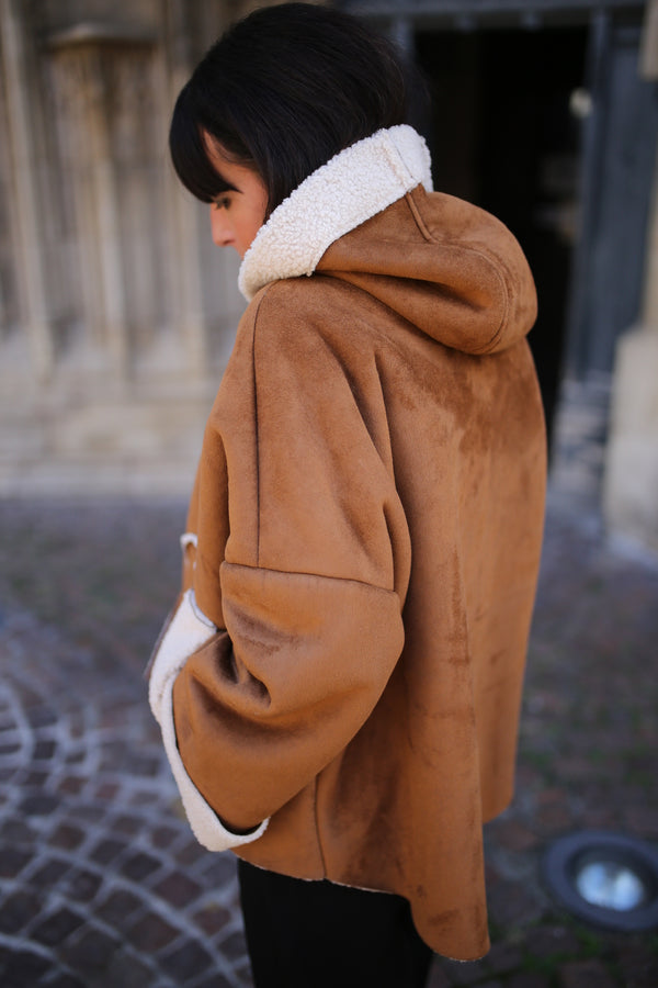Manteau avec capuche Cognac