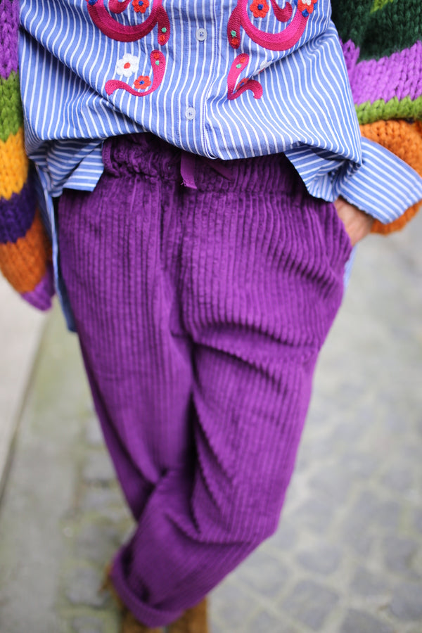 Pantalon velours côtelé violet